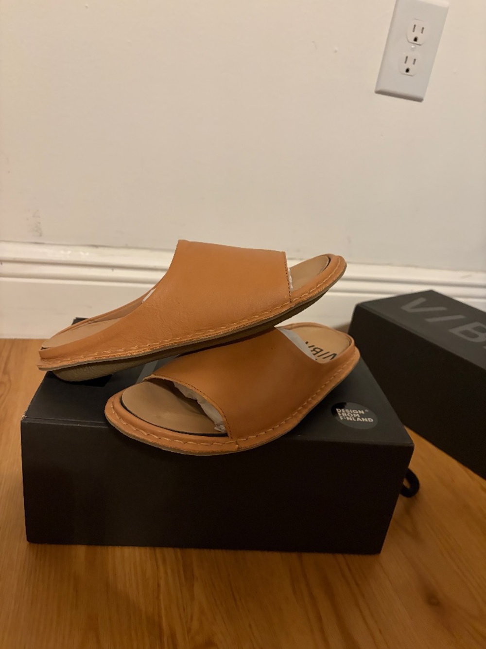 VIBAe Saint Tropez Size 39, Color: Fawn Tan - Picture 6 of 13